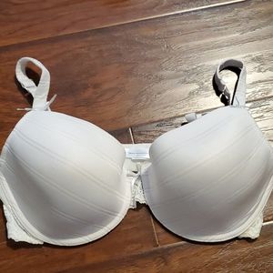 NWT LA VIE EN ROSE WHITE BRA WITH BOWS